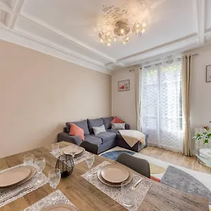 Apartamento Proche Paris, Gare Rer C A 2 Min A Pieds, Notre Dame A 15min, Parking Prive Et Traveller Awards 2025, Choisy-le-Roi
