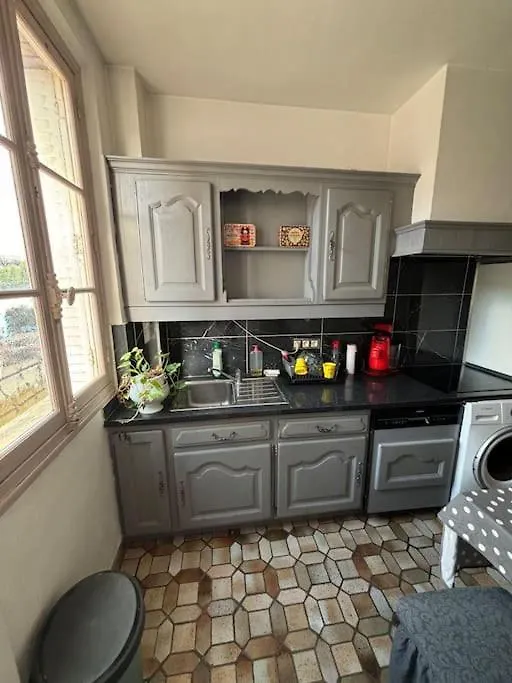 Appartement T3 Paris Choisy-Le-Roi 0*,  France